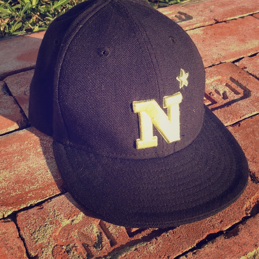 Navy fan cap